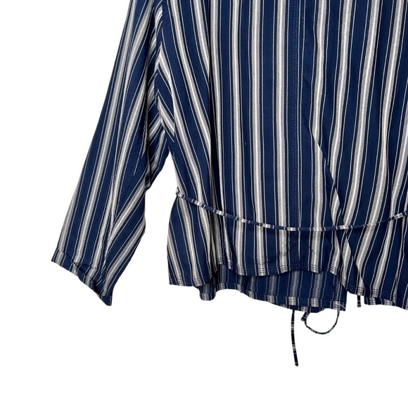 J. Crew Navy Striped Women’s Wrap Front Light Weight Jacket Sz 2x - Picture 9 of 10